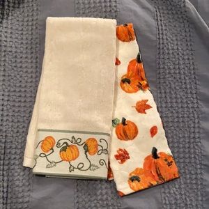 NWOT - Celebrate Fall - Hand Towels - 2 Pieces